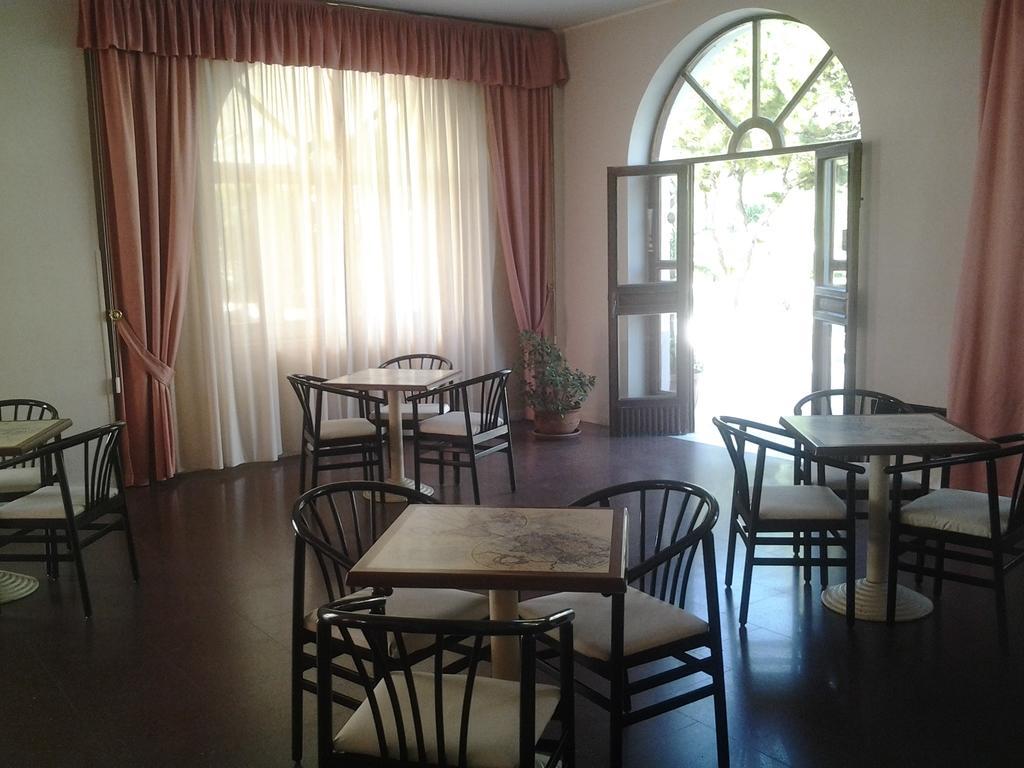 Hotel Sud Fuscaldo Ngoại thất bức ảnh